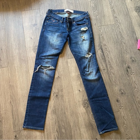 Hollister women’s skinny jeans - Picture 2 of 9